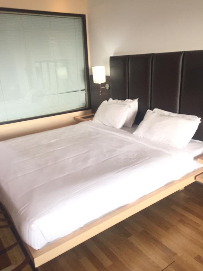 Sea Queen Hotel 科泽科德 外观 照片