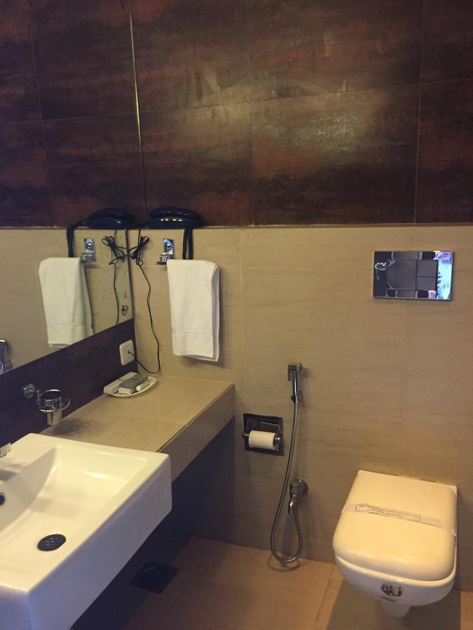 Sea Queen Hotel 科泽科德 外观 照片